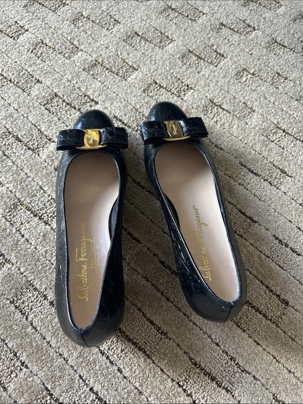 Salvatore Ferragamo Black Vara Bow Patent Leather Flats